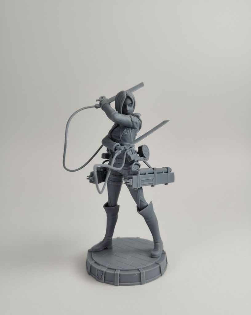 Annie Leonhart — figurka anime